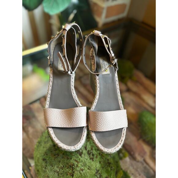 VALENTINO Pink Rockstud Espadrille Wedges - Picture 2 of 5